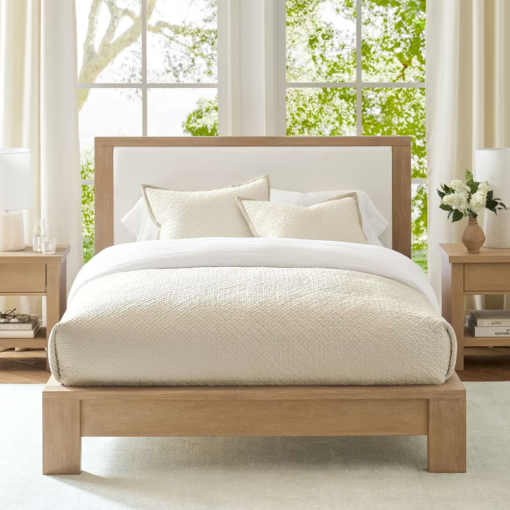 Ethereal Echo Bedstead